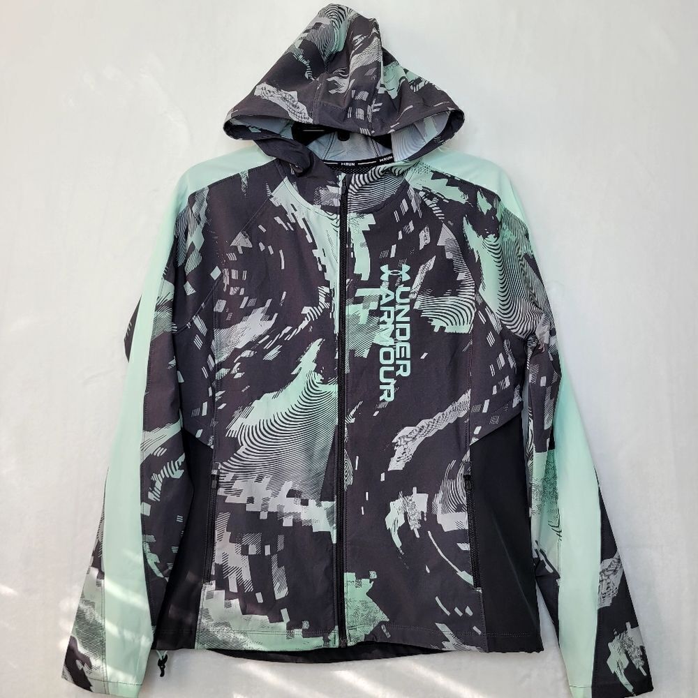 Under Armor OutRun the‎ Storm Jacket II Size Medium